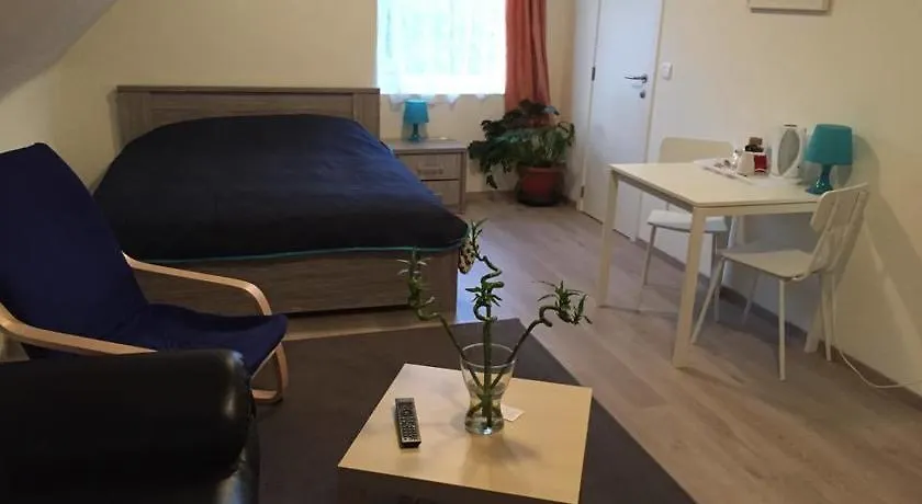 B&B La Maison Du Soleil Bruxelles Couette-café